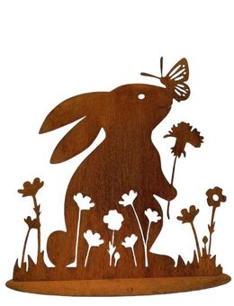 Hase mit Schmetterling auf Wiese Edlerost Frühling Ostern - Kraftisried