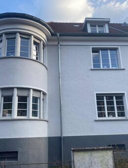 Stilvolles Wohnen in der Feldmannstraße: Altbauwohnung mit Charme - Saarbrücken