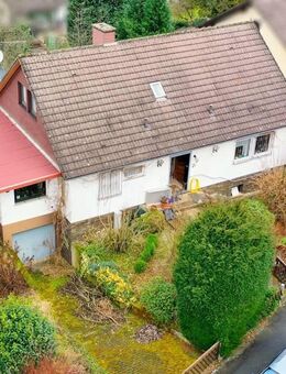 Großzügiges Einfamilienhaus mit Garage und Carport in Udenhain - Brachttal