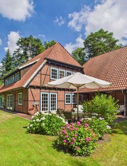 Traum in der Wedemark: Wunderschönes Fachwerkhaus auf idyllischem Grundstück - Wedemark