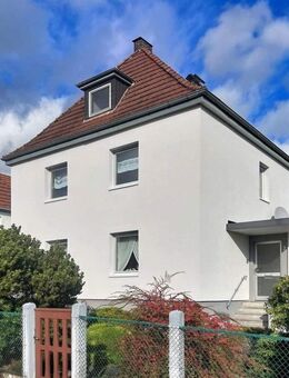 Zweifamilienhaus in ruhiger Lage von Bielefeld-Brackwede - Bielefeld