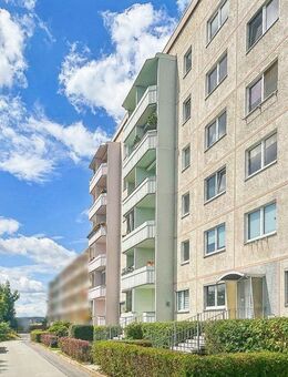 Traumhafter Blick ins Vogtland - helle 3-Zimmer-Wohnung in Reichenbach - Reichenbach (Vogtland)