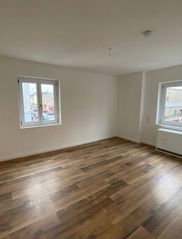 Ausgburg-Haunstetten: helle, frisch sanierte 2-Zi-Wohnung - Augsburg
