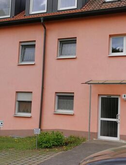 Für Kapitalanleger: 3-Zimmer-Wohnung mit Balkon und TG-Stellplatz in Haßfurt - Haßfurt