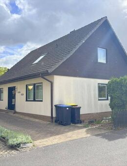 Kleine Oase in Bendorf! Einfamilienhaus mit Einliegerwohnung in ruhiger Lage sucht neue Eigentümer - Bendorf (Rheinland-Pfalz)