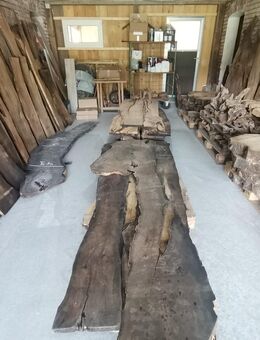 Olivenholz Bohlen Bretter Epoxid Wurzelholz - Bergdietikon