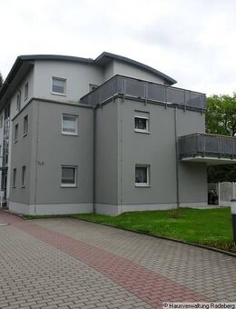 Exklusiver Neubau mit Einbauküche und Balkon - Radeberg