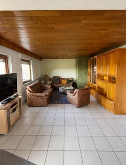 Entwicklungspotenzial inklusive - Großes Baugrundstück mit Bestandshaus - Sulz (Neckar)