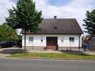 Einfamilienhaus mit Einliegerwohnung, unterkellert, ideal für 2 Generationen oder Großfamilien - Dargun