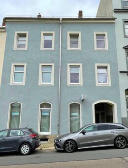 Kapitalanlage: Investieren mit Substanz - Mehrfamilienhaus mit Gewerbeanteil in Limbach-Oberfrohna - Limbach-Oberfrohna