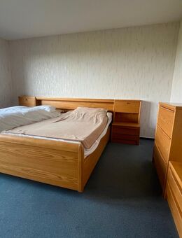 Schlafzimmer (komplett) an Selbstabholer - Warstein Zentrum