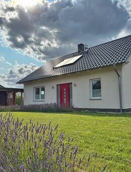Moderner Bungalow mit großer Ausbaureserve - Brünzow