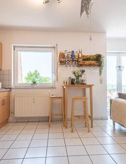 LICHTDURCHFLUTET - gepflegte Mietwohnung mit Einbauküche & Stellplatz im Altseiterstal! - Neunkirchen (Saarland)