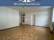 ** Butzbach ** Neu renovierte 2-Zimmer-Wohnung in zentraler Lage mit Balkon - Butzbach (Friedrich-Ludwig-Weidig-Stadt)