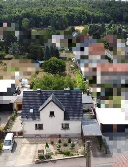 Traumhaftes Einfamilienhaus mit Pool, großer Sonnenterrasse auf großem Grundstück - Diera-Zehren