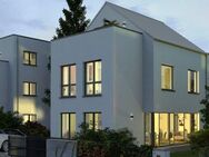 Dieses Haus mit 7 Zimmern über 3 Etagen ist auch für kleinere Grundstücke geeignet ! - Strausberg