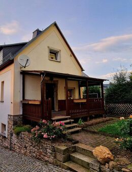 Freistehendes Wohnhaus mit Terrasse im historischen Stadtkern von Schleiz zu verkaufen - Schleiz