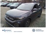VW T-Cross, 1.0 TSI Active digitales, Jahr 2022 - Soest