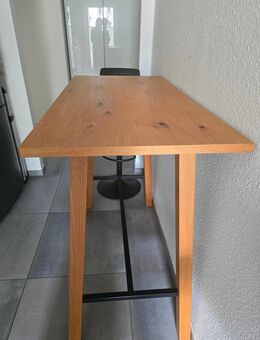 Stehtisch oder Bartisch mit 2 Hocker - Mannheim