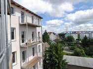 Tolle, geräumige 3,5-Zimmer Altbauwohnung im Hochparterre mit großen SW-Balkon - Stralsund