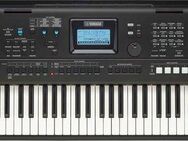 Yamaha Home-Keyboard PSR-EW425, mit Netzteil und Notenhalter