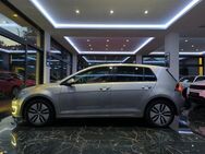 VW Golf VII Lim. e-Golf NAVI PDC SHZ - Denkingen