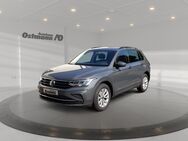 VW Tiguan, 1.5 TSI Life FLA, Jahr 2023 - Wolfhagen