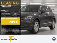 VW Tiguan, 2.0 TDI MOVE, Jahr 2023 - Remscheid