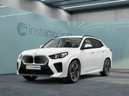 BMW iX, 2 xDrive30 M Sport Komfortzugang, Jahr 2024 - München