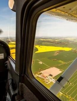 Rundflug Insel Poel - Wismar ab Flughafen Lübeck - Laage