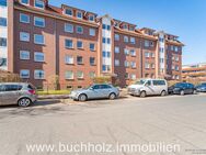 Tostedt - Endetage, ansprechender Grundriss mit Balkon, PKW-Stellplatz und Abstellraum, Bahnanschluß - Tostedt