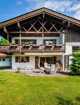 ATTRAKTIVES LANDHAUS IN IDYLLISCHER LAGE, WAAKIRCHEN-SCHAFTLACH - Waakirchen