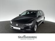 VW Passat Variant, 1.5 TSI Business, Jahr 2023 - Aach (Baden-Württemberg)