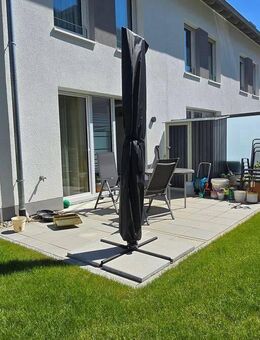 Licht. Lage. Lebensfreude – Neues, modernes Reihenendhaus in ruhiger Toplage, Terrasse, sofort bezugsfrei! - Villingen-Schwenningen