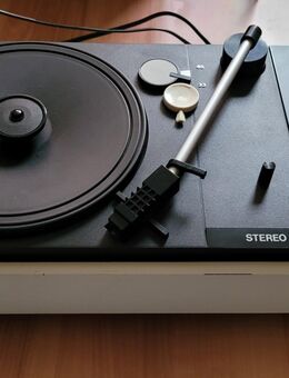 Universum Plattenspieler - Hamm