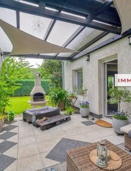 IMMOBERLIN.DE - Fabelhaftes Wohlfühldomizil mit herrlicher Gartenidylle in familiärer Lage - Berlin