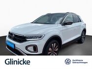 VW T-Roc, 1.5 TSI Move, Jahr 2023 - Kassel