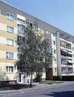 Lust auf Veränderung: Günstig geschnittene 4-Raumwohnung mit Balkon! - Dresden