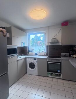 Moderne Einbauküche in sehr gutem Zustand 2.40 X 3.00- 1700 € VB - Burgdorf Zentrum