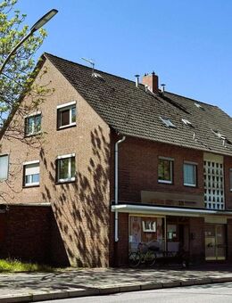 8-Parteien Mehrfamilienhaus mit Gewerbeeinheit und 4 Garagen in Wilhelmshaven zu verkaufen. - Wilhelmshaven