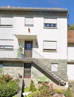 Charmantes Einfamilienhaus mit Scheune und herrlichem Blick ins Grüne - Heimbuchenthal