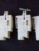 Original Miele Türschloss Verriegelung Miele M.Nr. 5712492 oder M.Nr. 5712493 für Miele Trockner in 51373