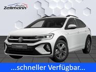 VW Taigo, 1.0 l R-Line Allwetter IQ Drive, Jahr 2024 - Berlin