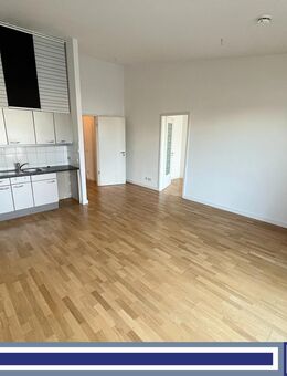 Wohnen am Wasser: 1,5-Zimmer-DG mit Aufzug und Westterrasse in Köpenick - Berlin