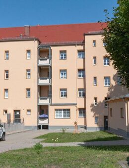 Altersgerechte 2-Raum-Wohnung mit Balkon nahe des Zentrums - Oschatz