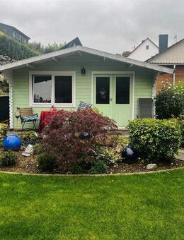 Weismain ** EFH mit guter Lage und viel Charm ** Wintergarten, Garage, Garten uvm. - Weismain