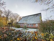 Charmantes Fachwerkjuwel mit idyllischem Garten und Weitblick! - Hemmoor