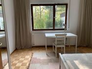 Tübingen Waldrandlage, schönes möbliertes Zimmer mit separater Teeküche und Dusche (gemeinsam mit 1 Studentin) an Studentin zu vermieten - Tübingen