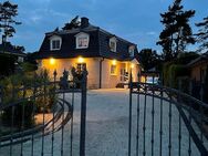 Französische Landhaus-Villa auf Traumgrundstück vor den Toren Hamburgs - Seevetal
