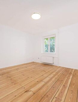 BEZUGSFREIE 1-ZIMMER-WOHNUNG MIT ALTBAUFLAIR IN BERLIN - Berlin
